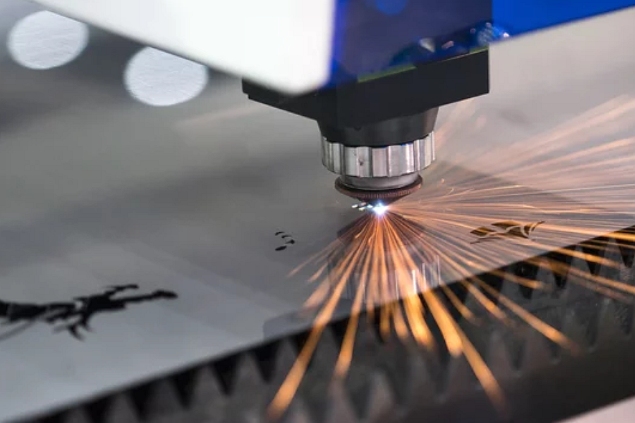 small-holes-laser-cutting-tolerance