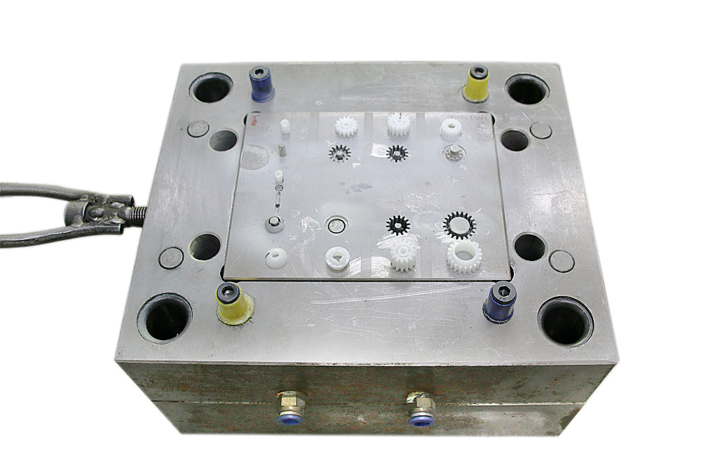 injection-mold-cavity-design