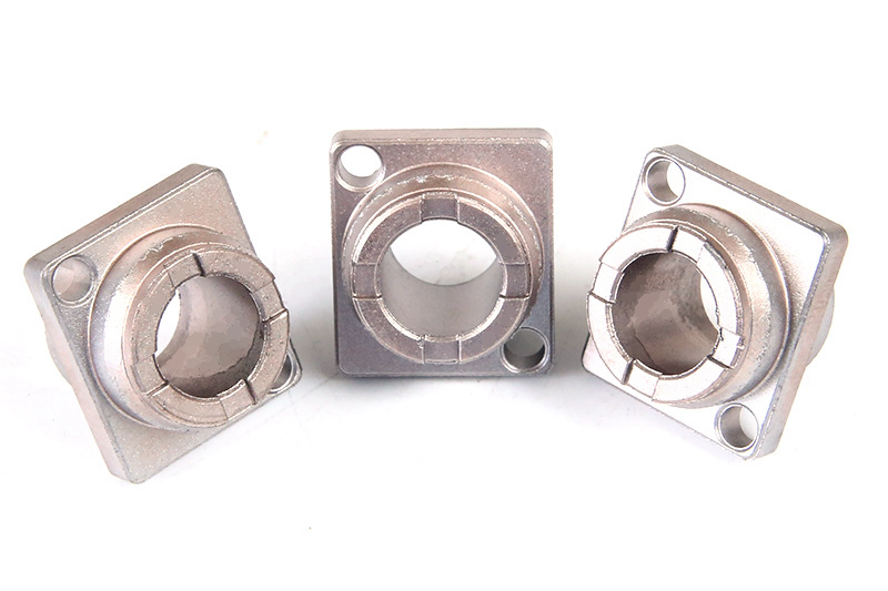 m2-tool-steel-injection-moulding-lamp-sockets