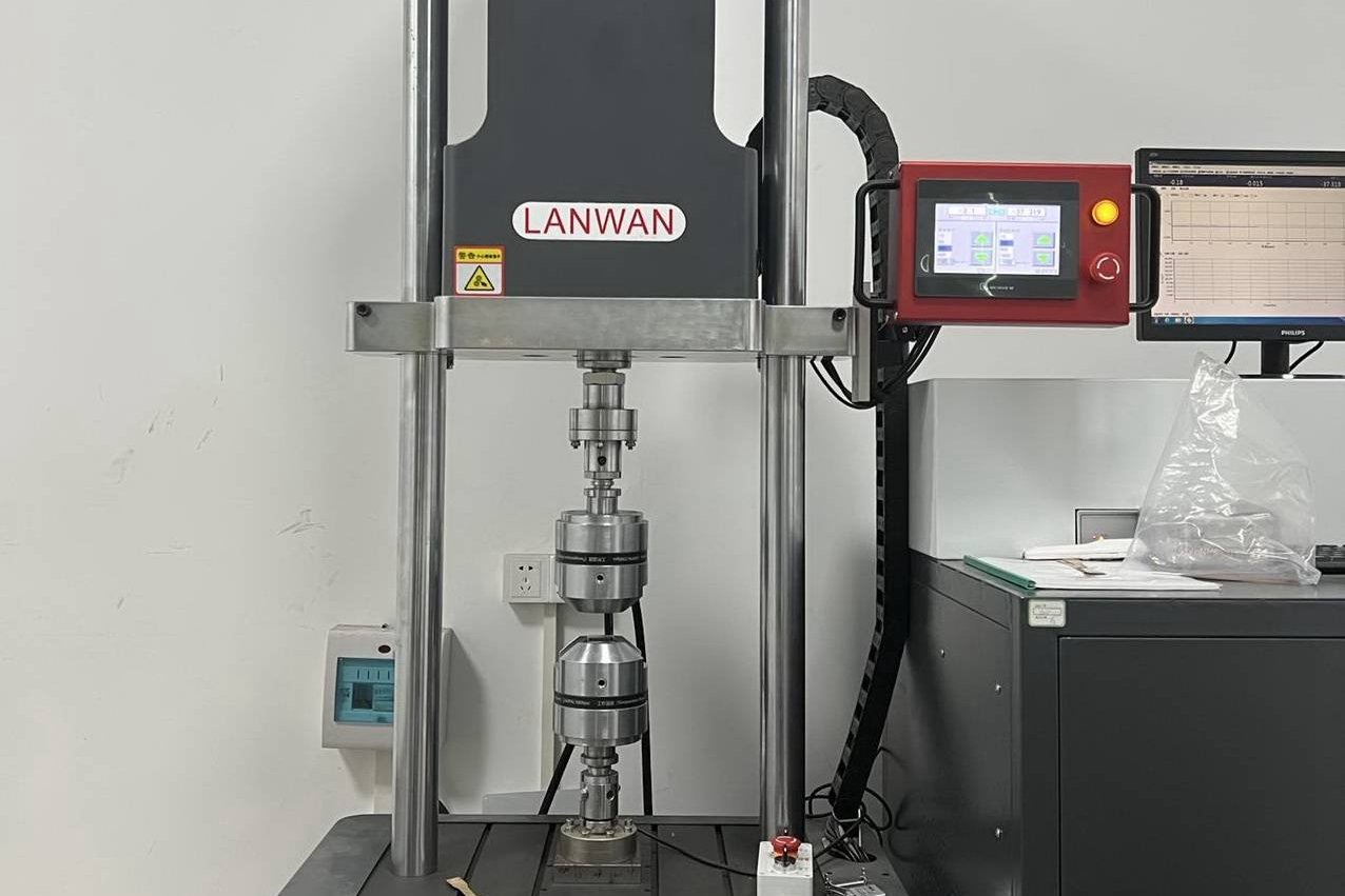 Dynamic and Static Fatigue Tester for Structural Validation